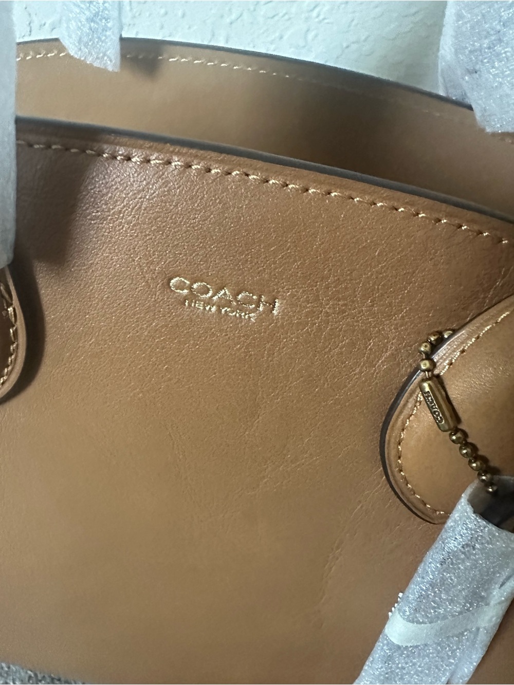 Coach Soft Empire Carryall 28 - Picture 4 of 12